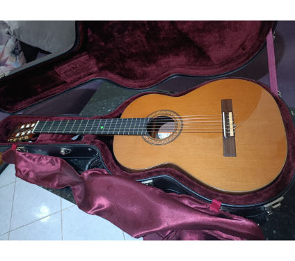 José Ramírez R1 Guitare Classique